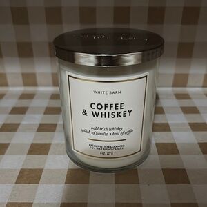 White Barn Coffee & Whiskey Candle - White and Silver